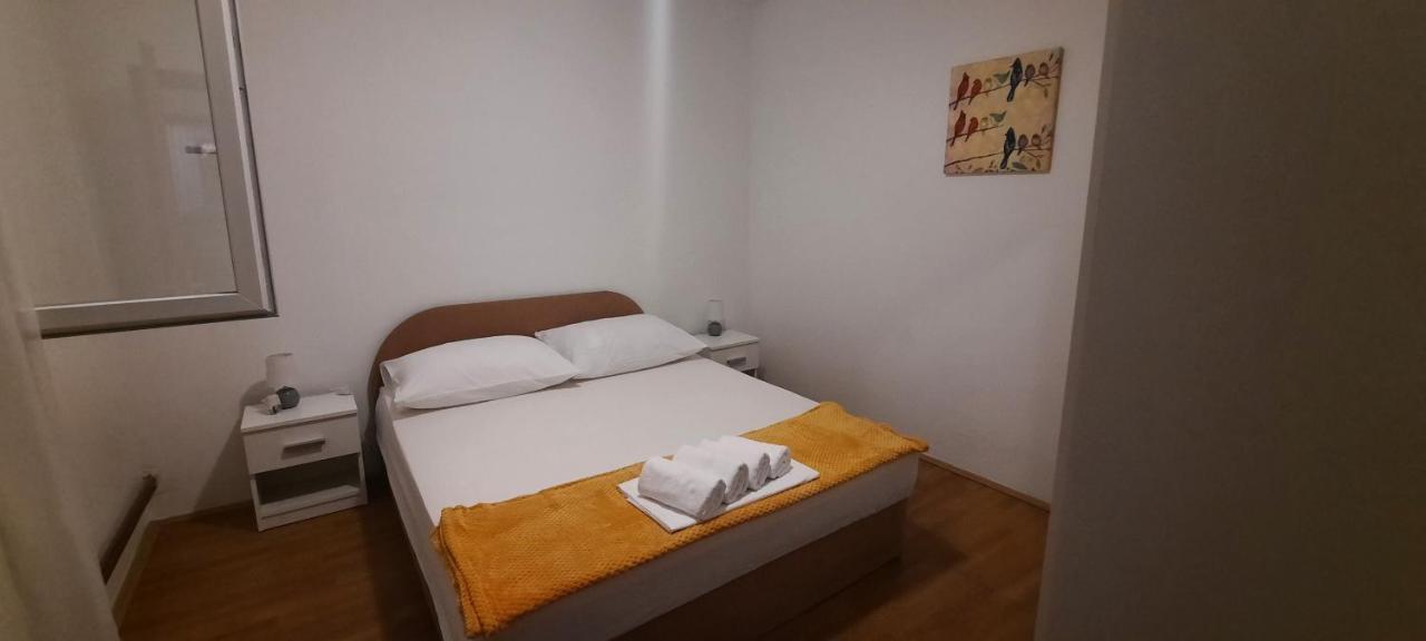 Apartment Elena Galovac  Ngoại thất bức ảnh