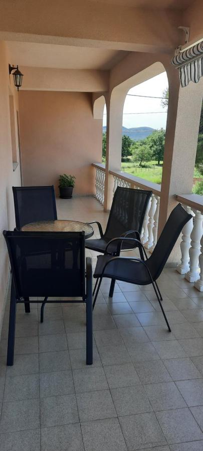 Apartment Elena Galovac  Ngoại thất bức ảnh